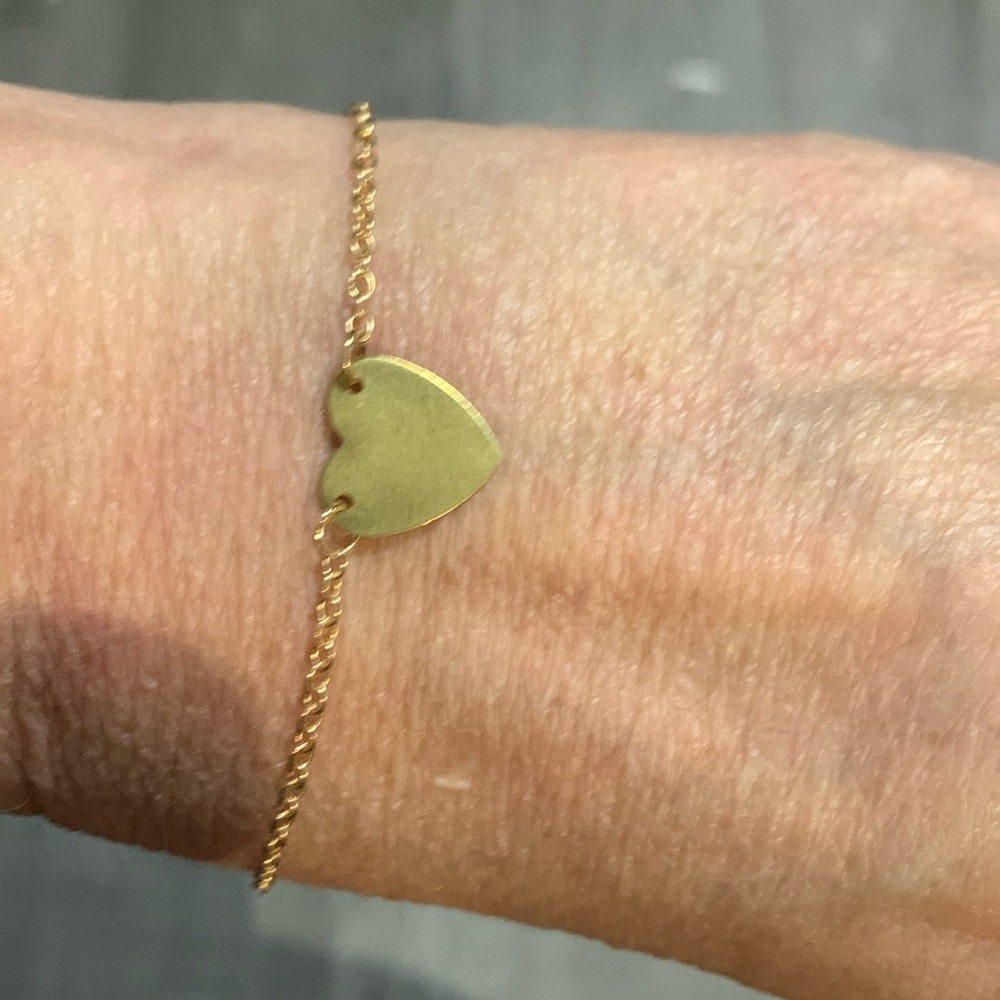 Beautiful heart bracelet, 8.5 inches